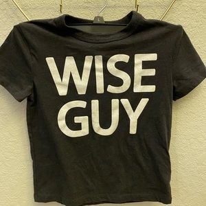 T shirt that says wise guy size 6 boys